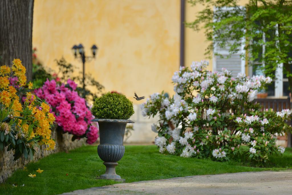 Charmilles Des Cordeliers Bed & Breakfast 3*