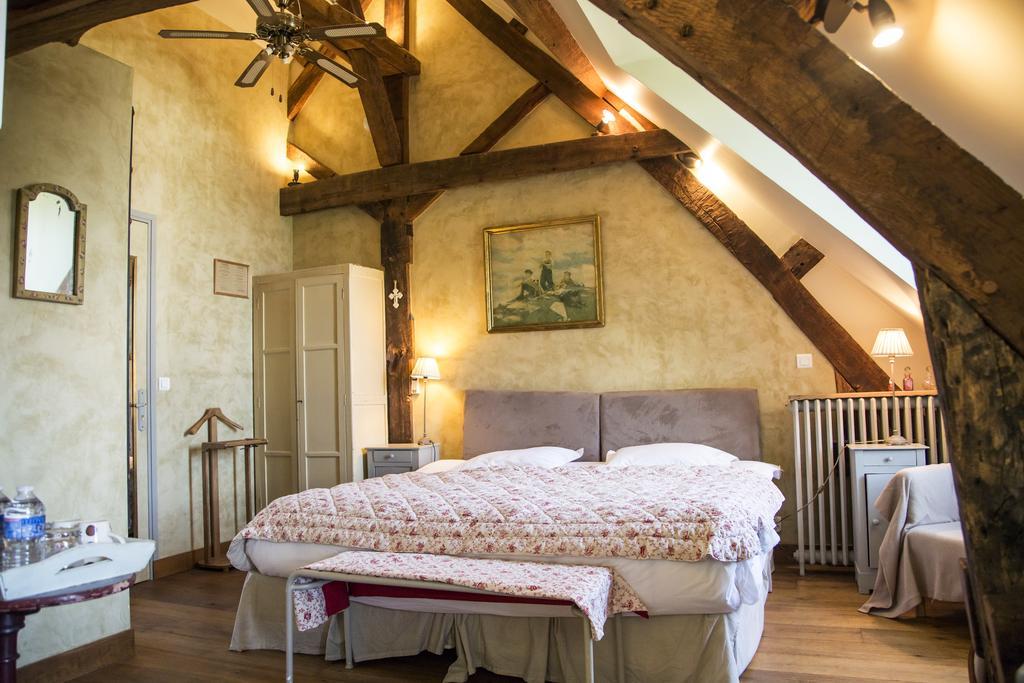 Charmilles Des Cordeliers Bed & Breakfast 3*